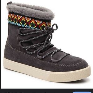 TOMS ALPINE Leather Faux Fur BOOTS